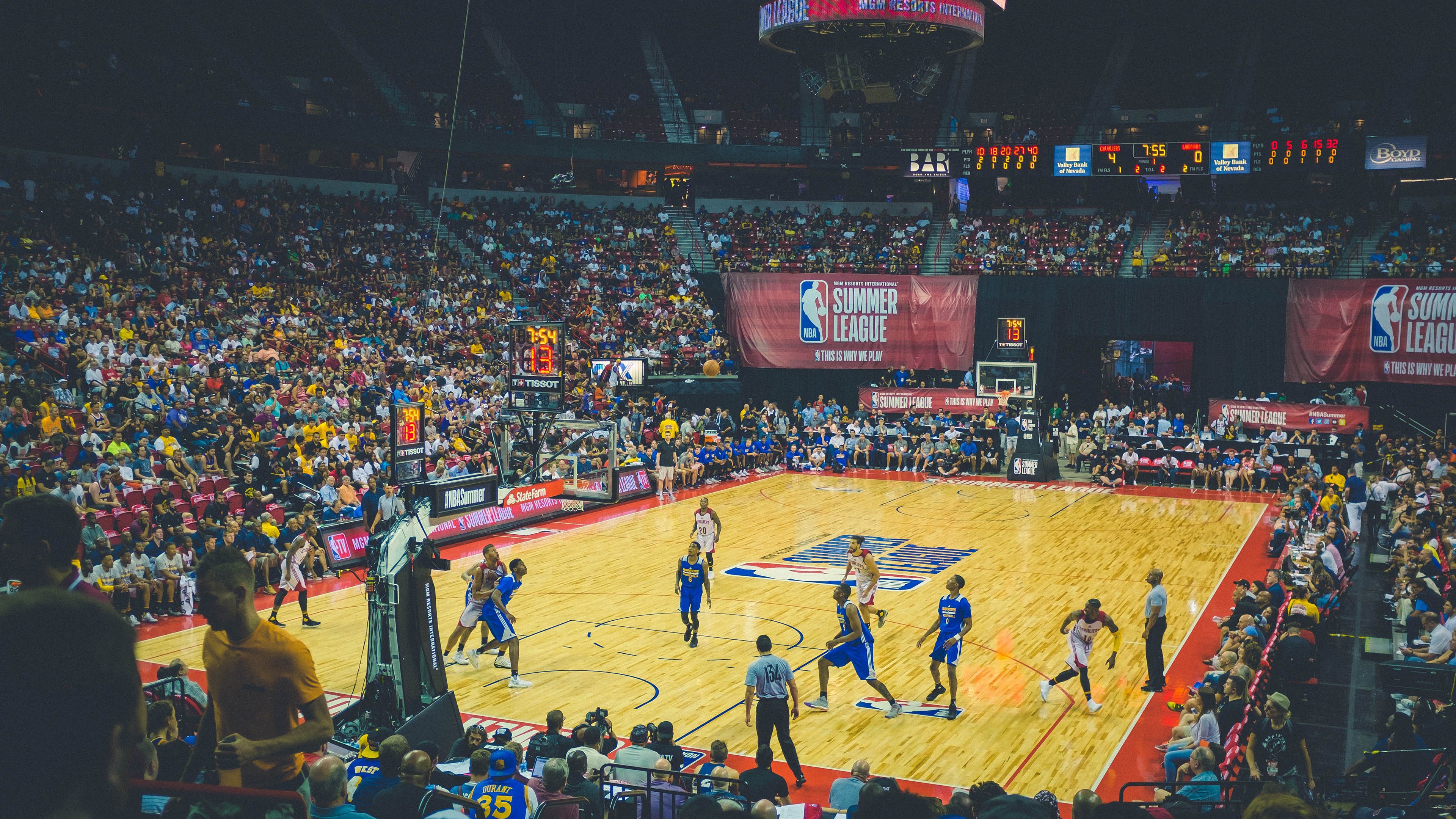 全球体育赛事恢复全面增长，全球体育赛事影响力